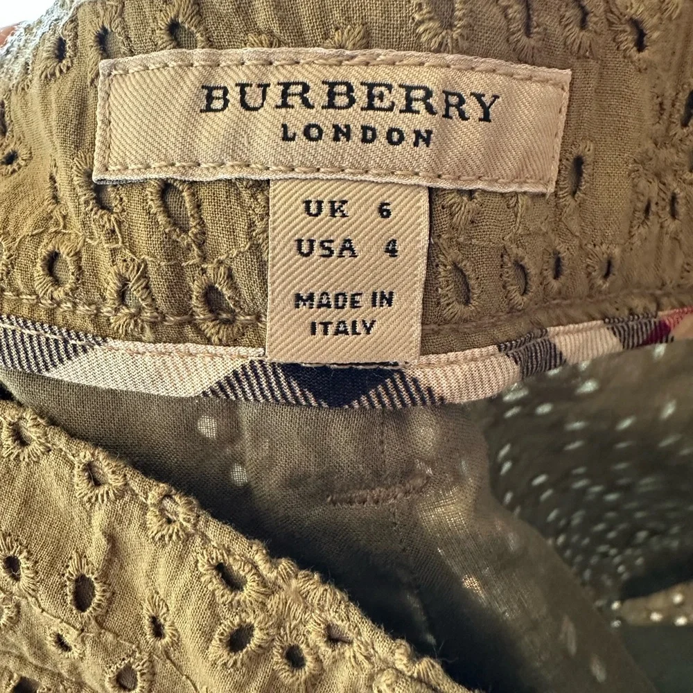 Burberry London Eyelet Brown Bermuda Short Capri 100% Cotton Size 4 new with tag